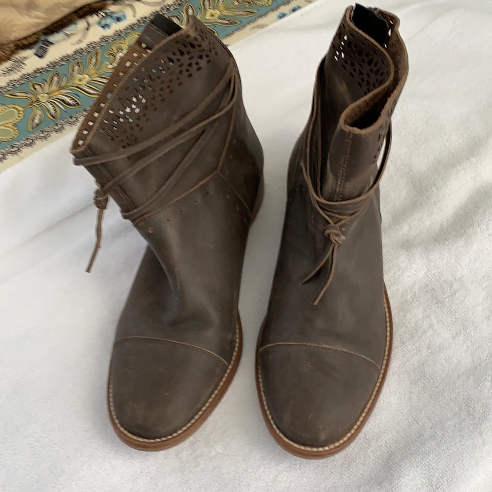 Klub Nico Booties